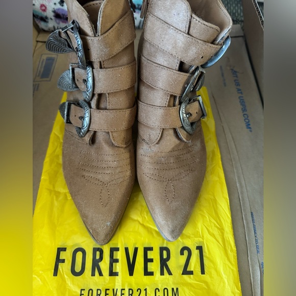 Forever 21 Shoes - Forever 21 Brown Multi-Buckle Ankle Suede material Boots - NWT - no box - Size 6